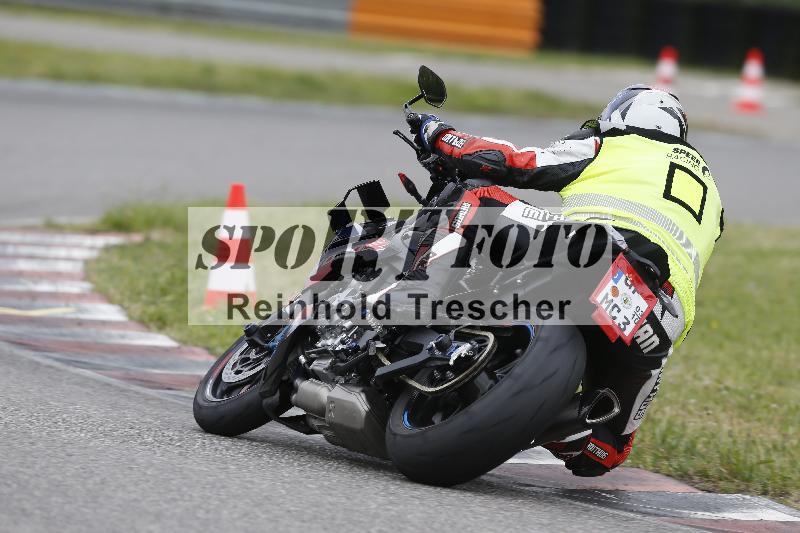 /Archiv-2024/18 02.05.2024 Speer Racing ADR/Gruppe gelb/unklar